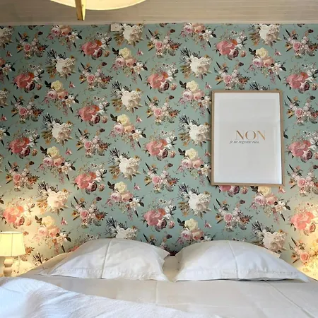 Maison Avec Piscine - Vue Exceptionnelle - Parisot