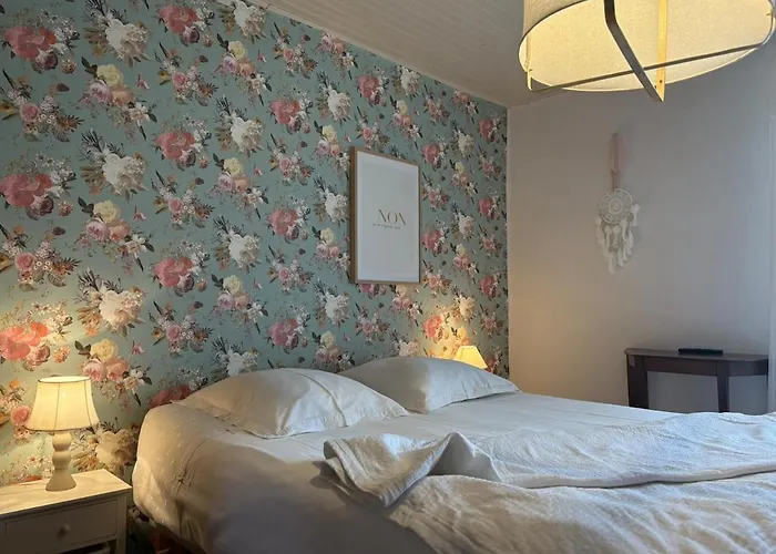 Maison Avec Piscine - Vue Exceptionnelle - Parisot * Parisot (Tarn-et-Garonne)